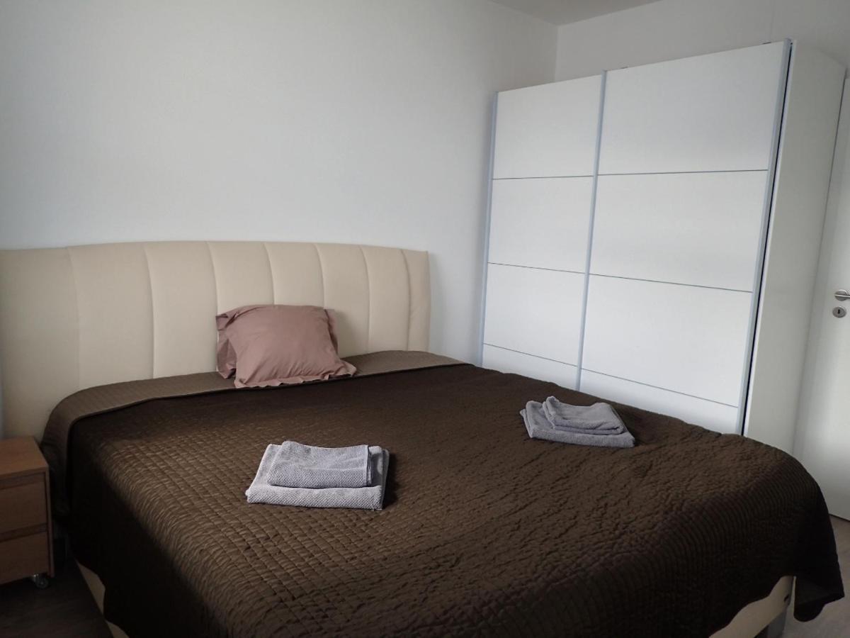 Apartment In The Old Town Bratislava Bagian luar foto